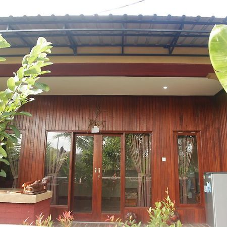 Canang Sari House Ubud Esterno foto