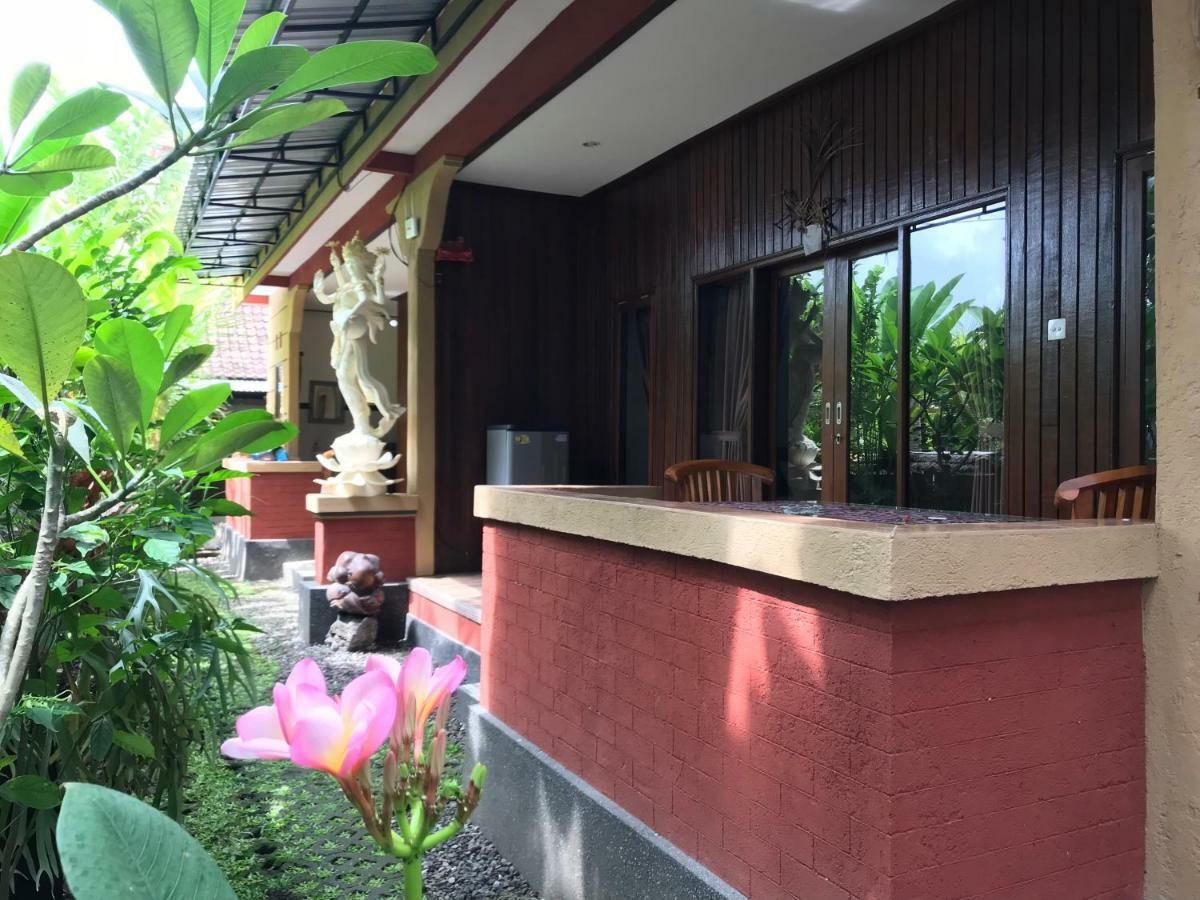 Canang Sari House Ubud Esterno foto